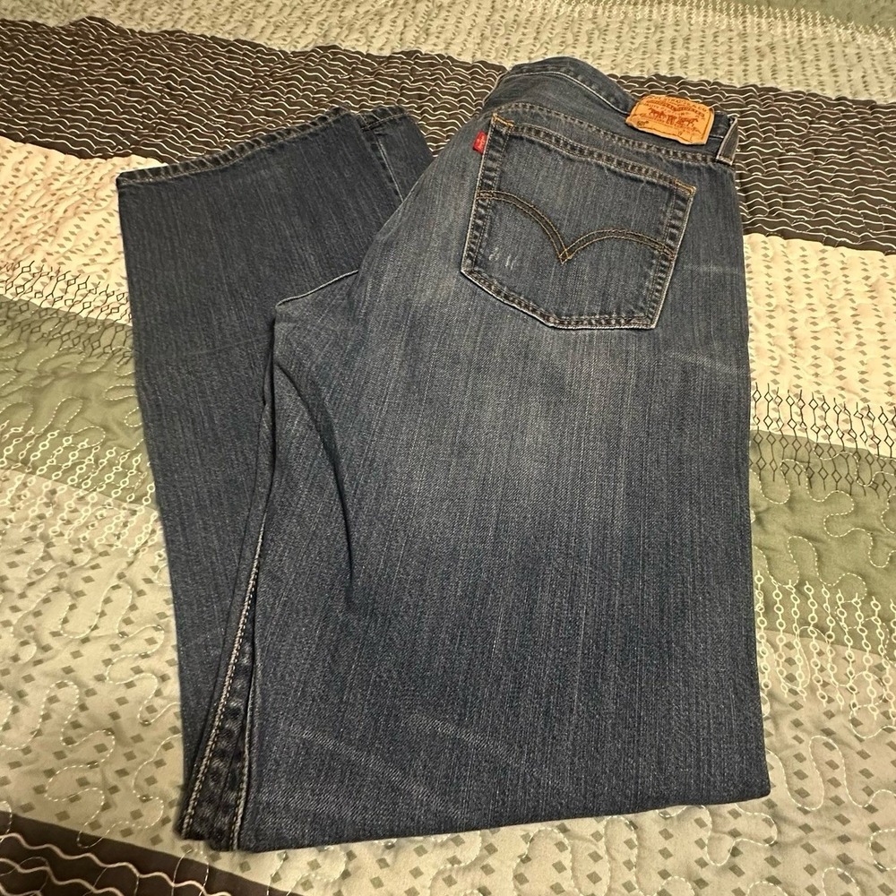 Levis 501 Men's Original Fit Button Fly Straight Leg Blue Denim Jeans 30x30